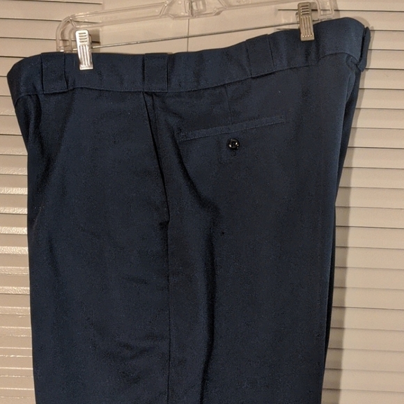 Men's Navy Blue Dickies, size 44x30 - Picture 2 of 4